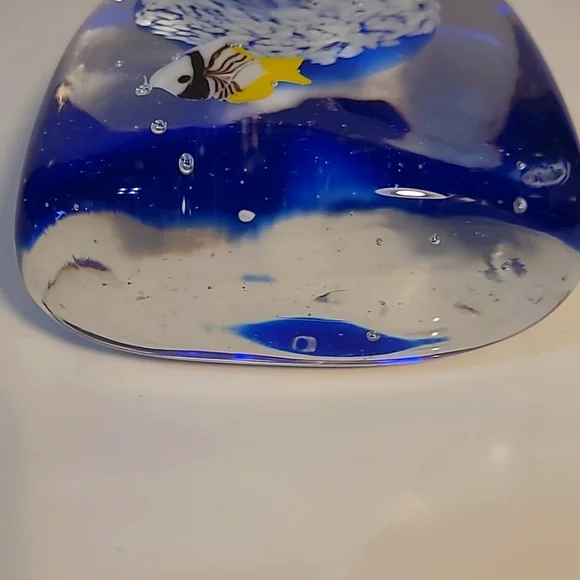 Aquarium paperweight - Picture 7 of 7